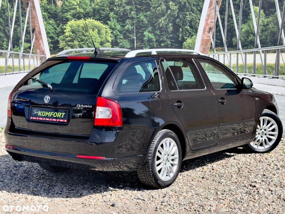 Skoda Octavia 1.8 TSI 4x4 Laurin & Klement - 11