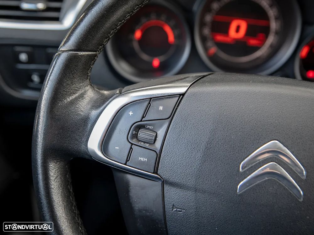 Citroën C4 1.6 HDi Attraction - 13