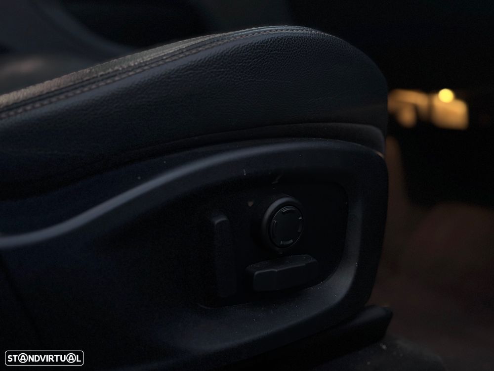 Jaguar F-Pace 2.0 i4D Prestige AWD Aut. - 11