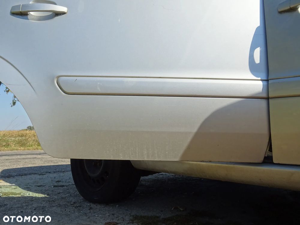 DRZWI PRAWY TYŁ PRAWE TYLNE OPEL ZAFIRA B Z157 2AU SREBRNY - 3