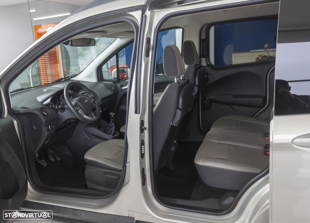 Ford Tourneo Courier 1.0 EcoBoost Titanium - 8
