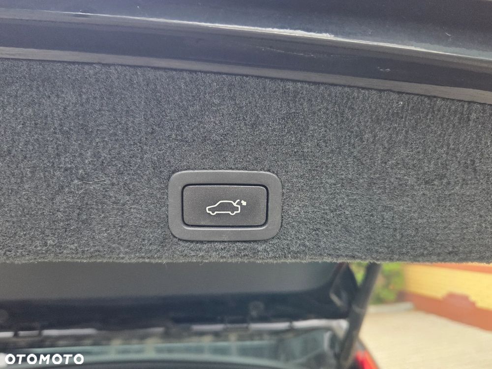 Volvo XC 60 D4 Geartronic Momentum - 28