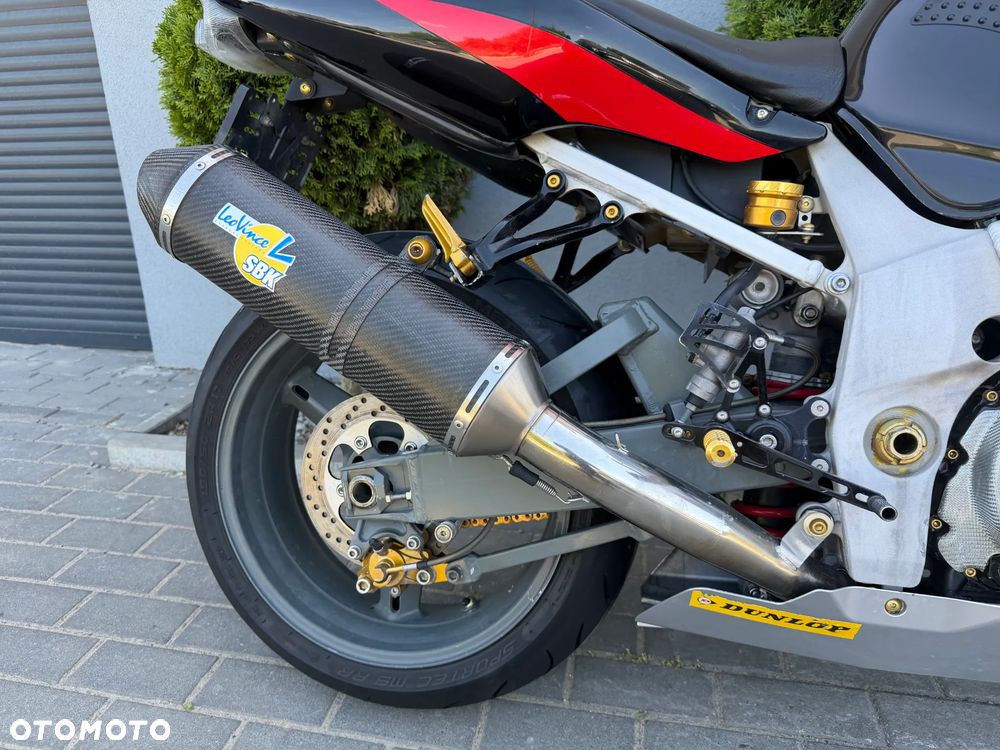 Suzuki GSX-R - 17