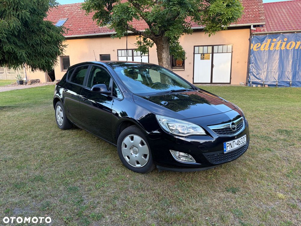 Opel Astra 1.4 Turbo Edition - 1