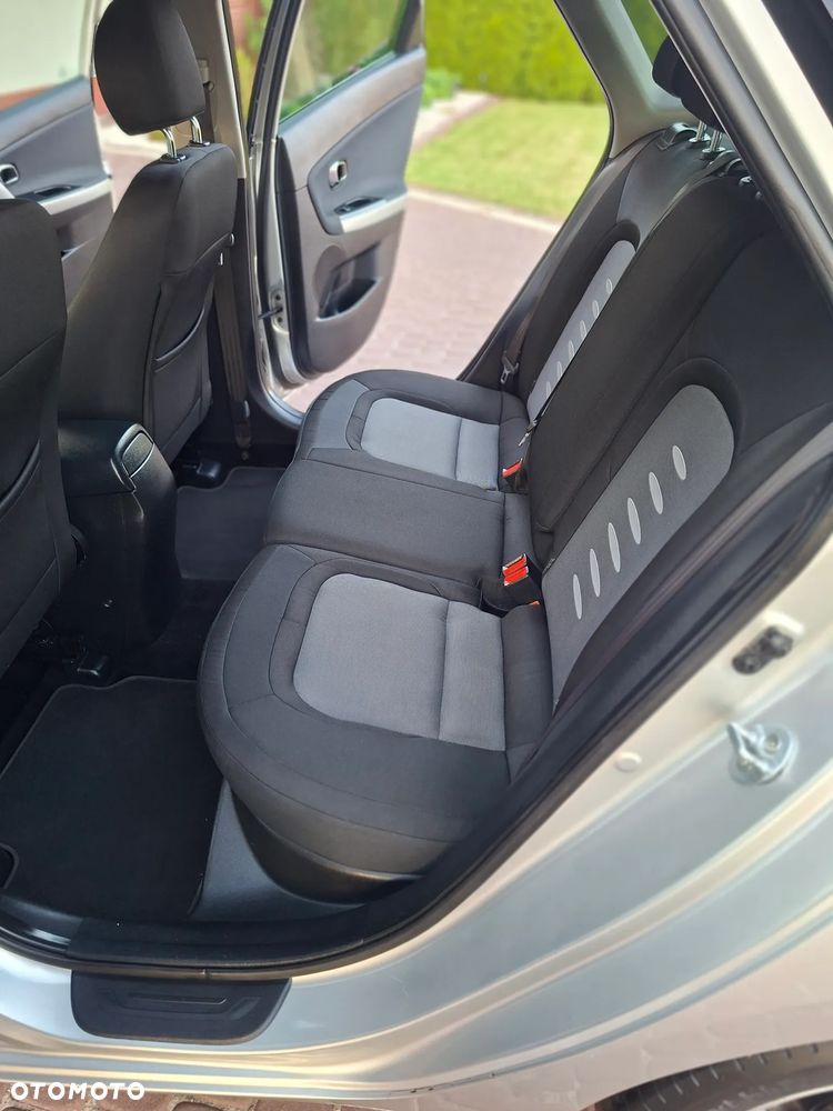 Kia Ceed 1.6 GDI Fifa World Cup Edition - 18