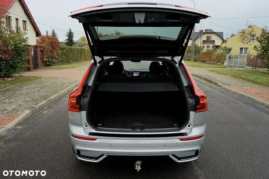 Volvo XC 60 B4 D AWD Plus Dark - 15