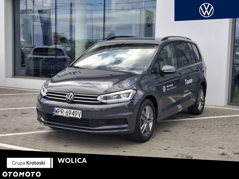 Volkswagen Touran - 1