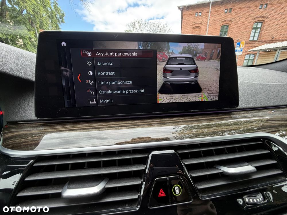 BMW Seria 5 520d xDrive Sport - 33