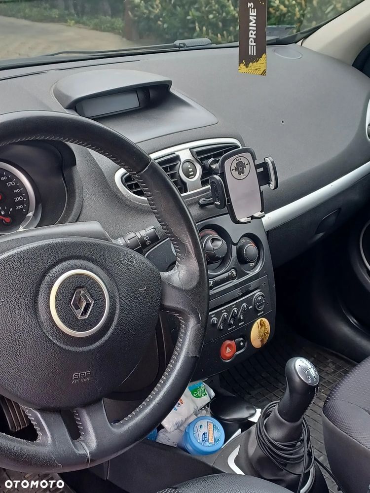 Renault Clio 1.2 16V Wind - 4