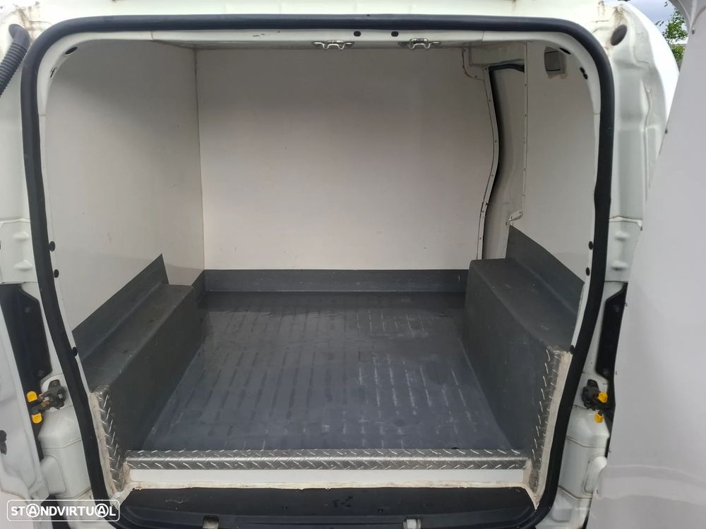 Peugeot BIPPER 1.3CDTI ISOTERMICO - 14