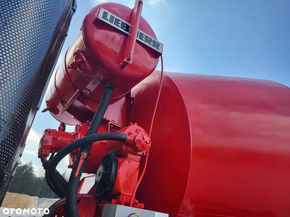 Mercedes-Benz 4141 | Betonomieszarka - Zabudowa Liebherr - Cena 135000 - 8