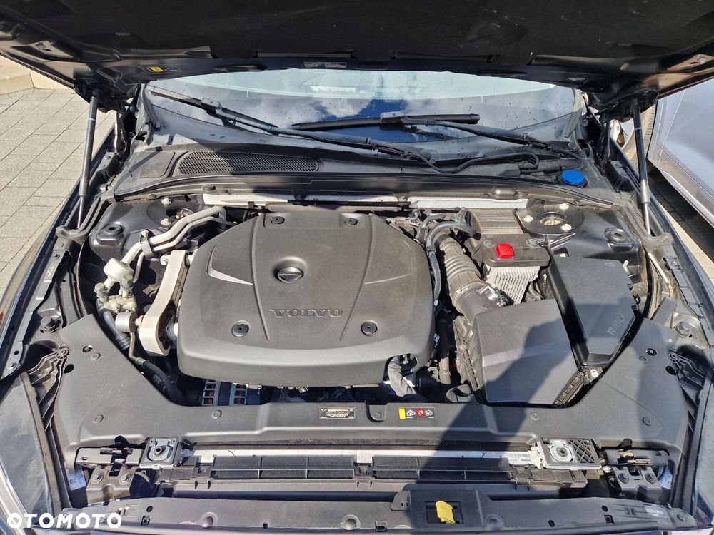 Volvo S60 T6 AWD Momentum Pro - 18