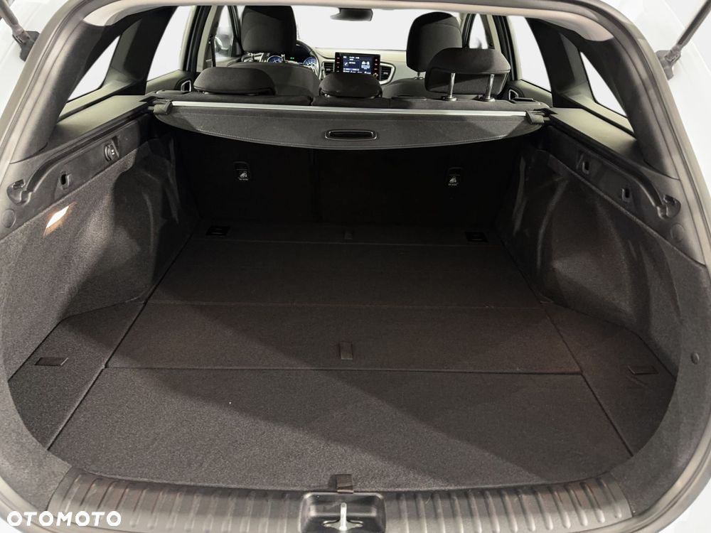 Kia Ceed - 15