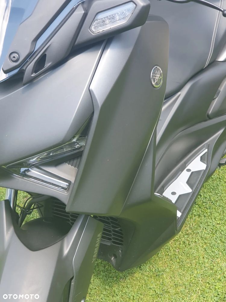 Yamaha X-max - 4