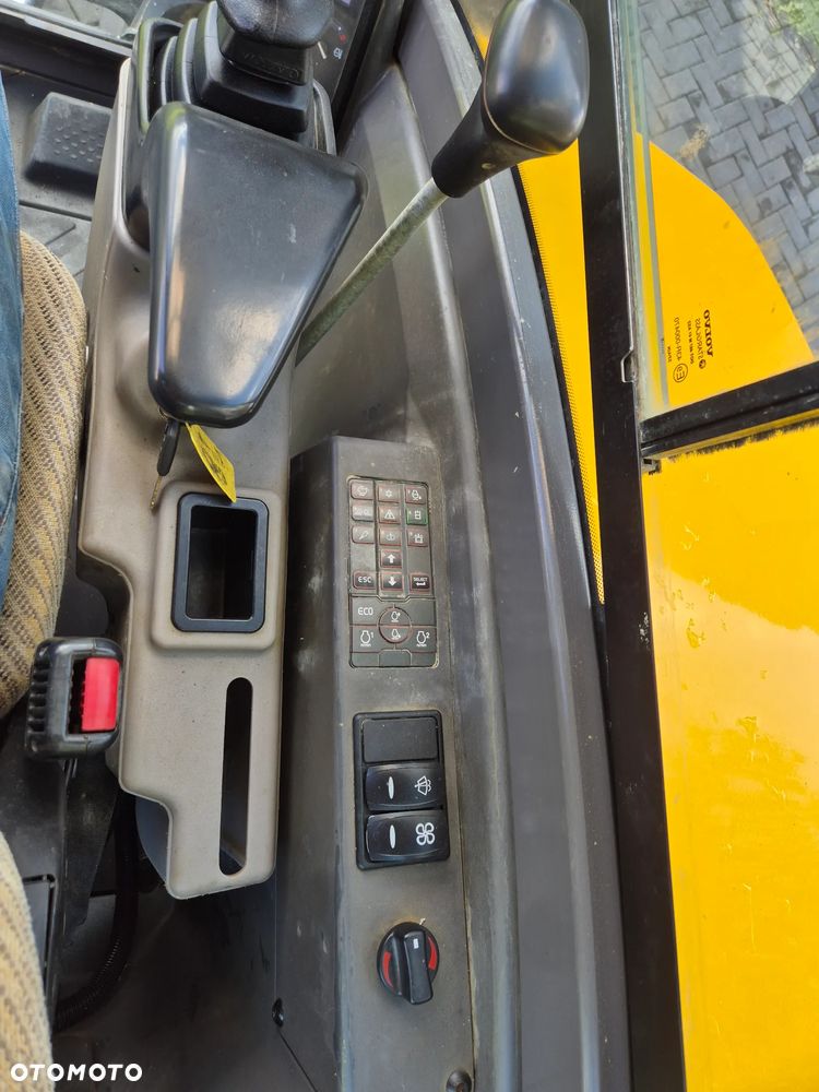 Volvo ECR50D - 22