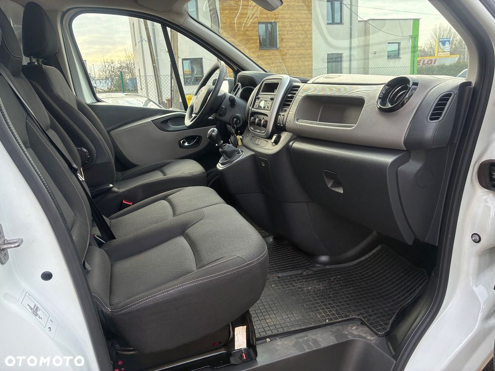Renault TRAFIC - 17