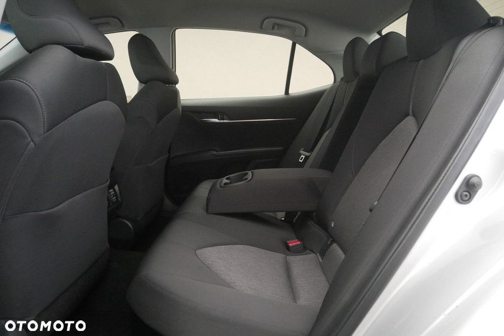 Toyota Camry 2.5 Hybrid Comfort CVT - 15