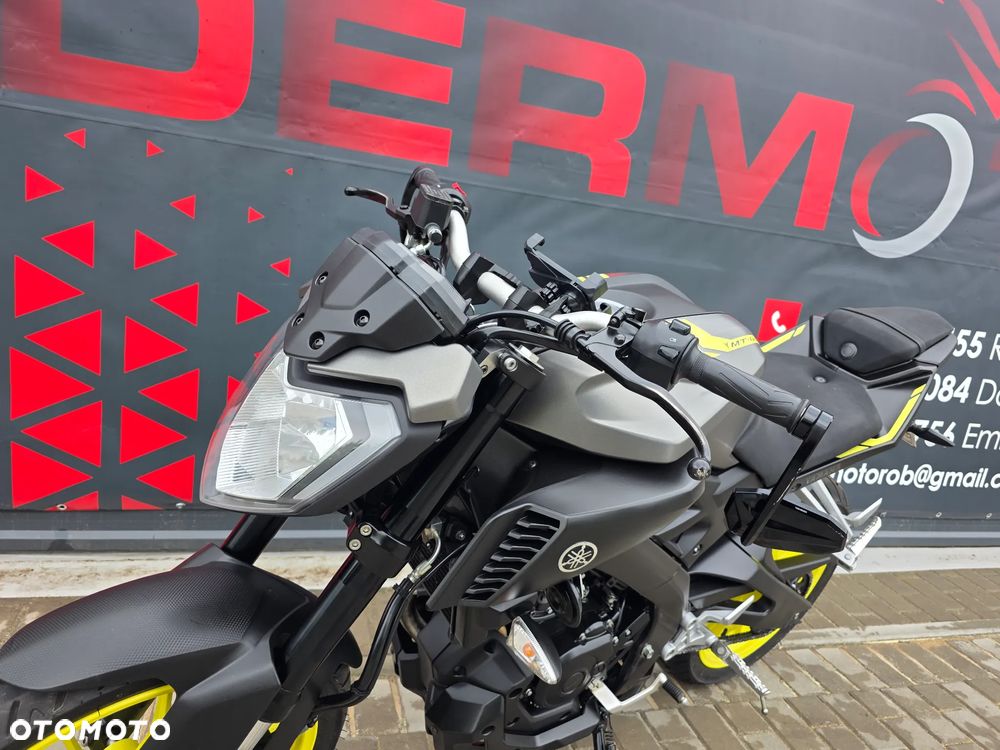 Yamaha MT - 12