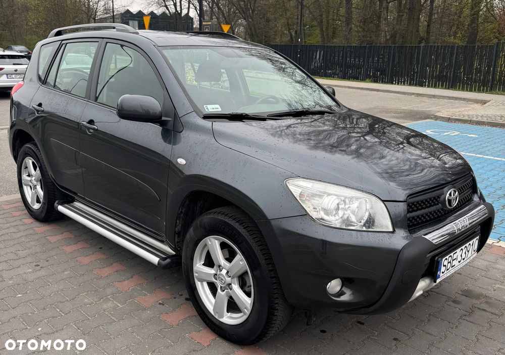 Toyota RAV4 2.0 VVT-i Sol - 2