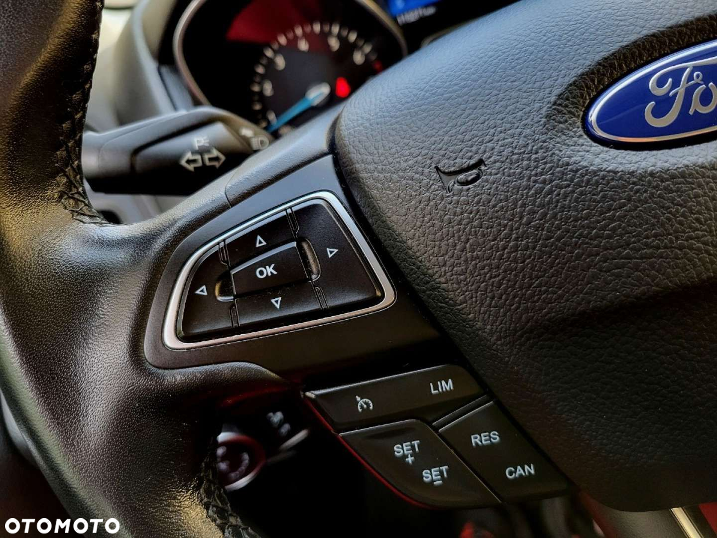 Ford Focus - 35