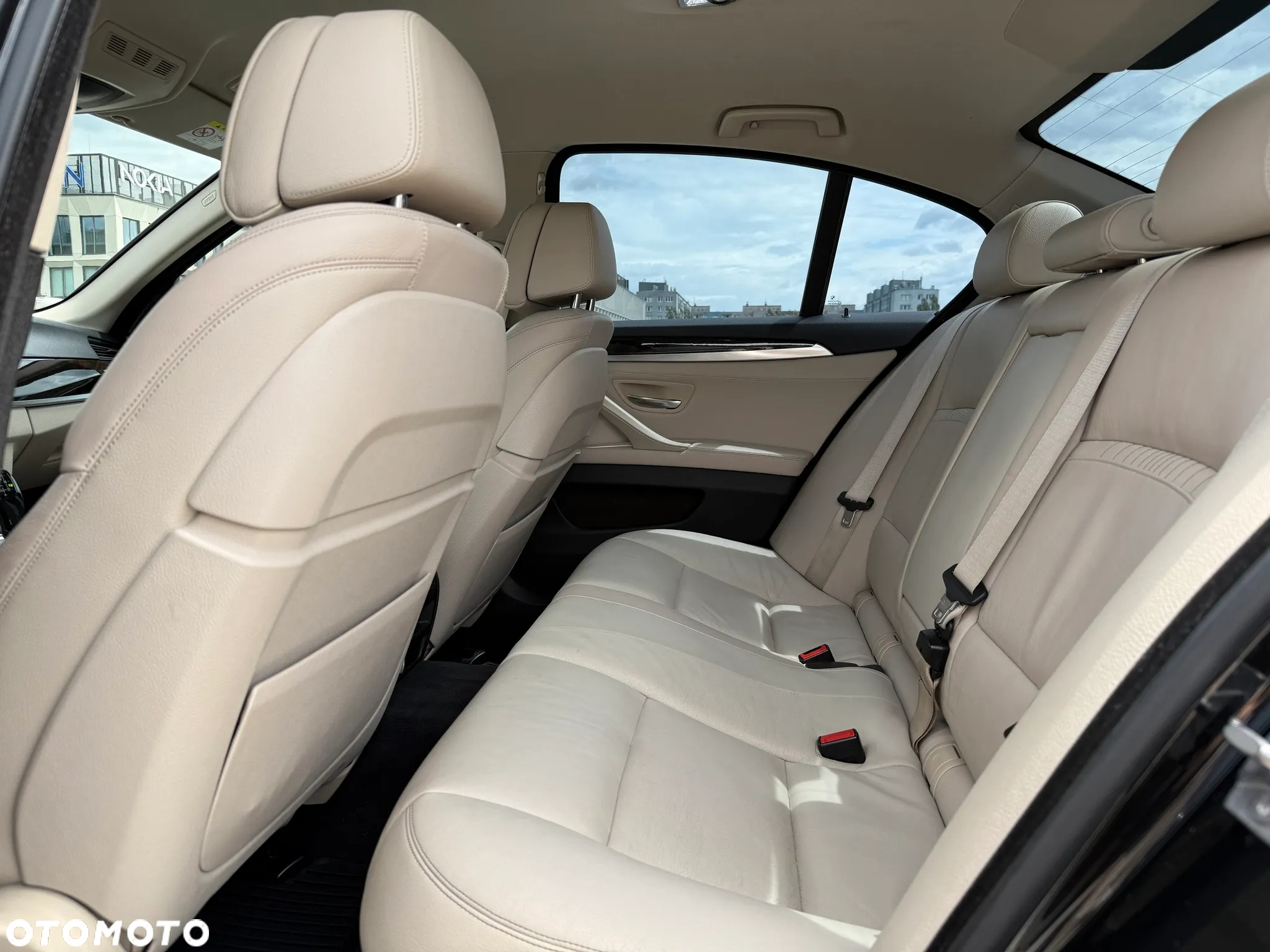 BMW Seria 5 530d xDrive Luxury Line - 18