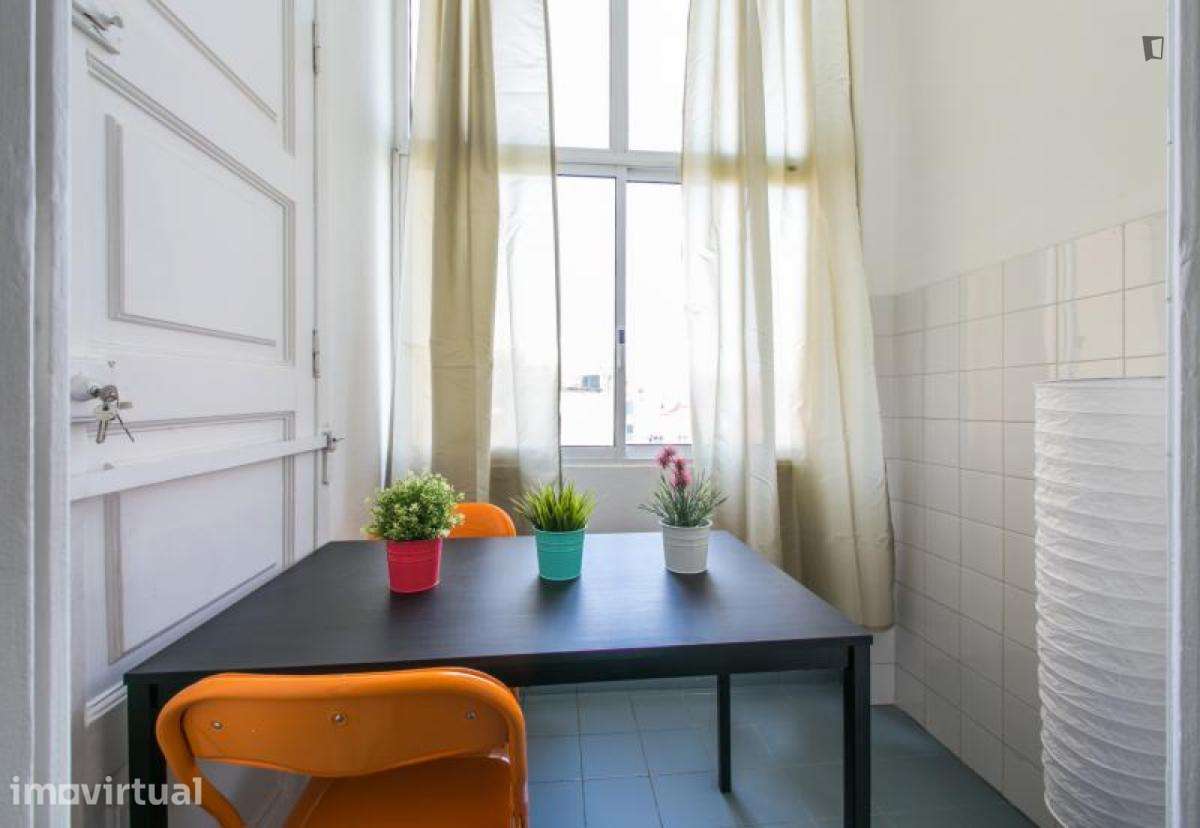 Quarto - localizado em Sete Rios Lisbon - Grande imagem: 4/10