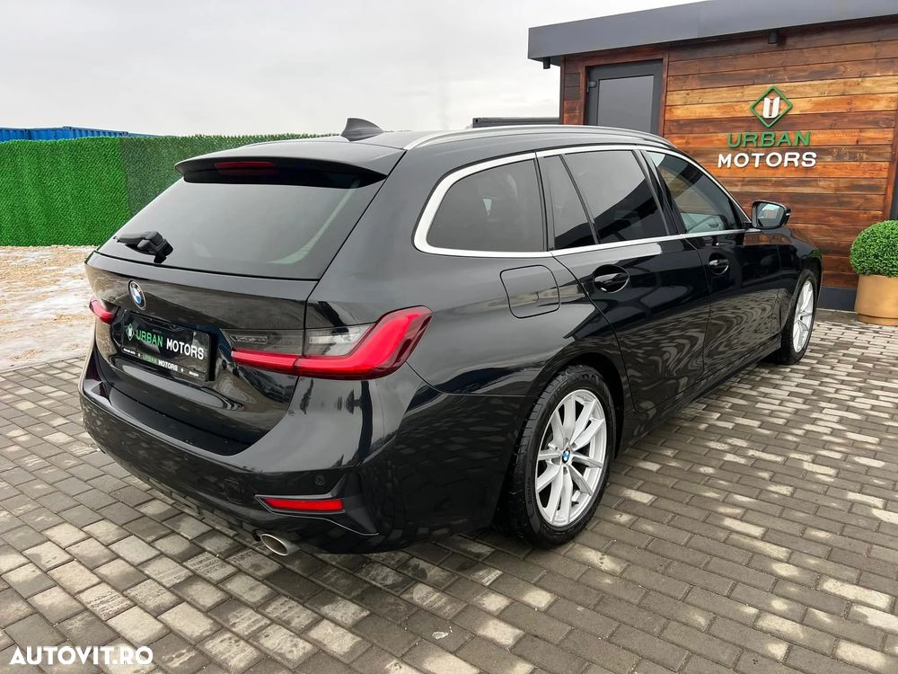 BMW Seria 3 318d Aut. Luxury Line - 14