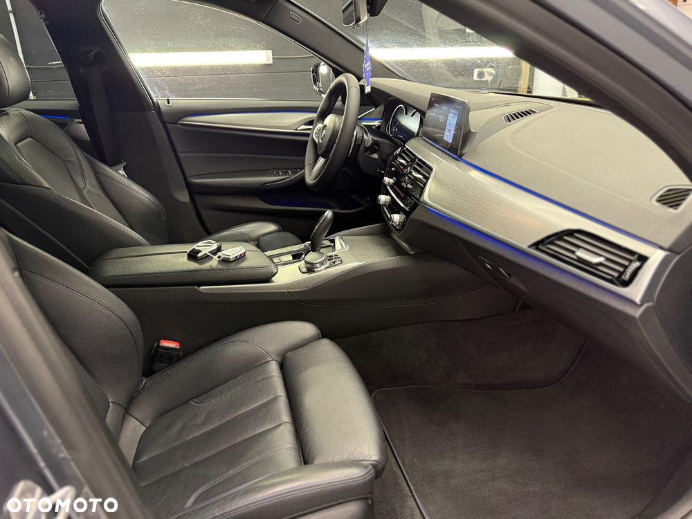 BMW Seria 5 520d M Sport Edition - 21