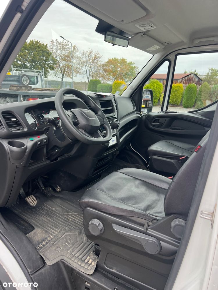 Iveco OIL&STEEL Scorpion 2112J - 11