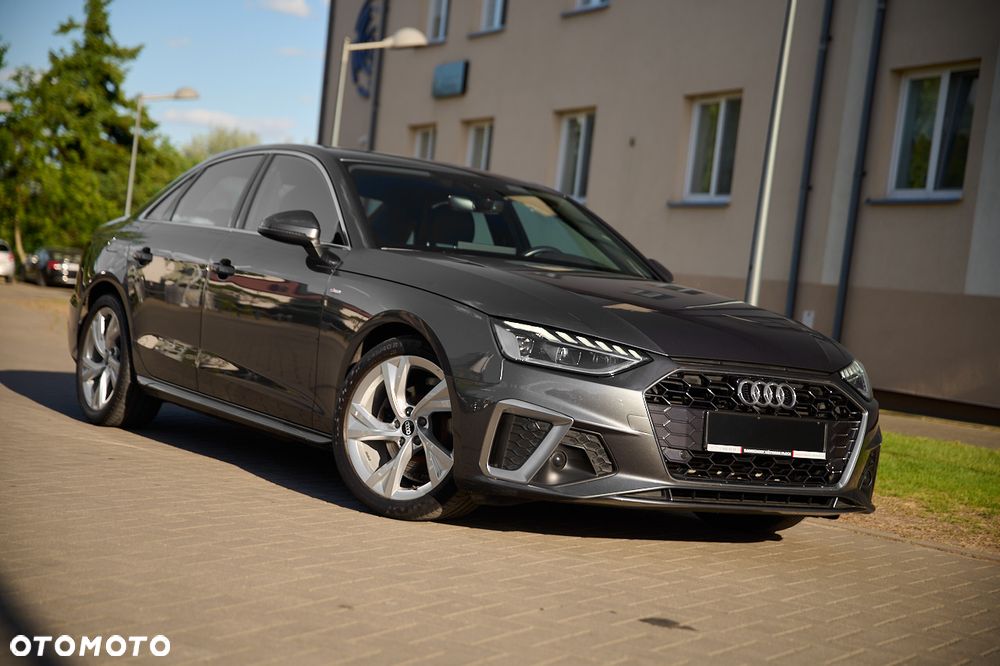 Audi A4 Limousine 35 TFSI S tronic S line - 16
