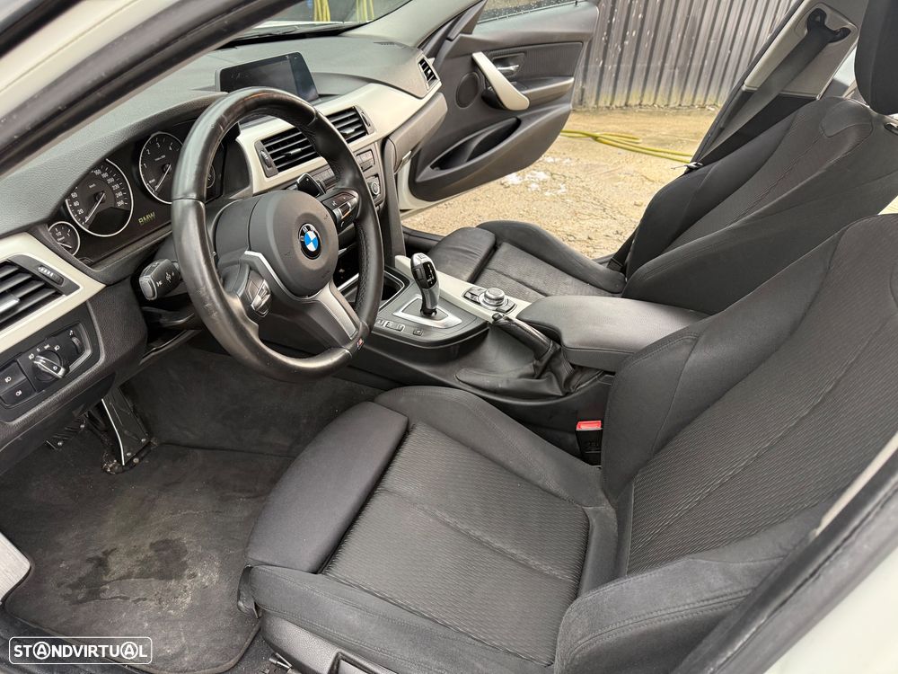 BMW 320 d Auto Pack M - 19