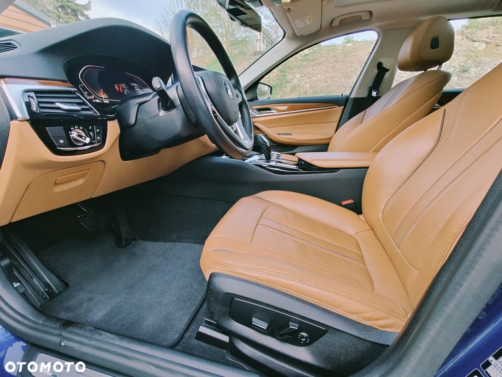 BMW Seria 5 540d xDrive mHEV - 7