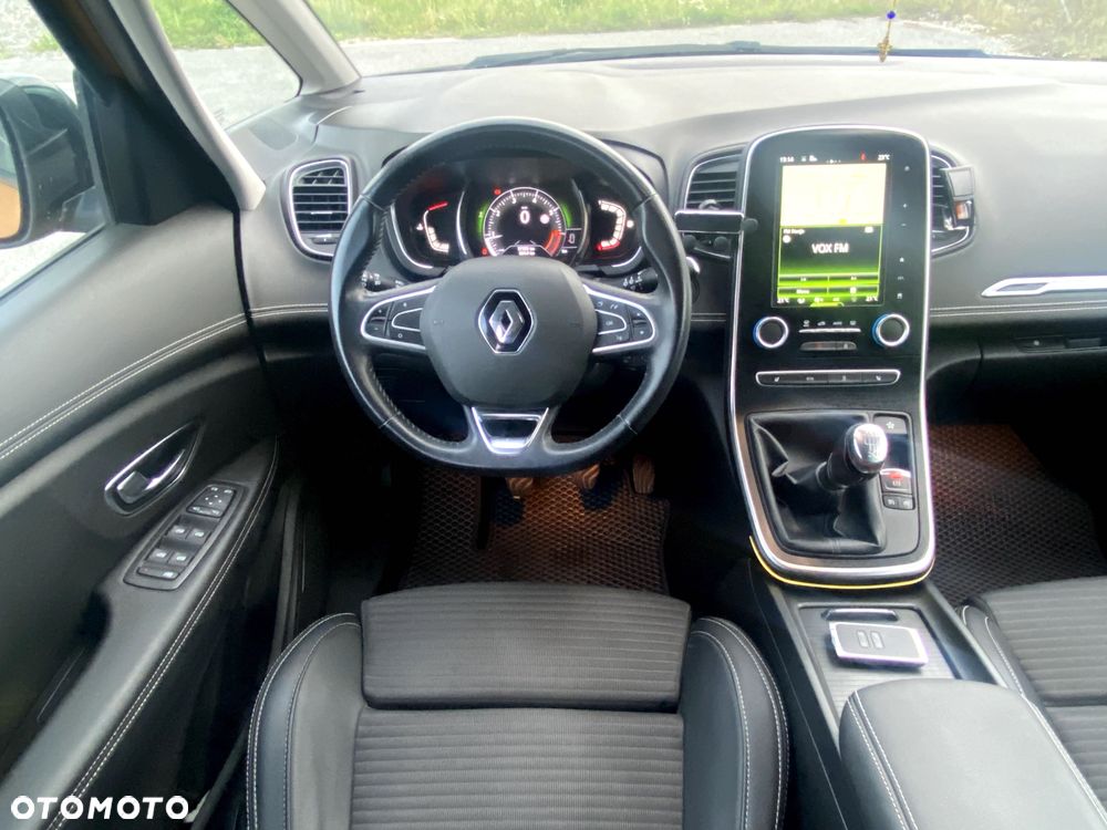 Renault Scenic - 5