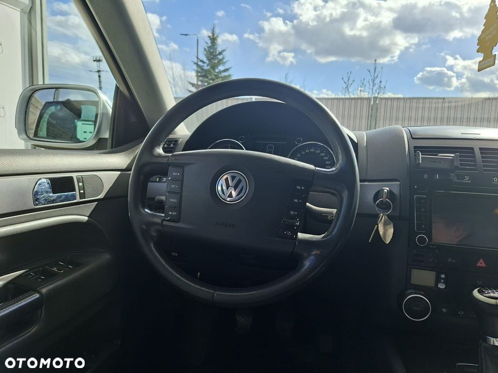 Volkswagen Touareg 2.5 R5 TDI DPF Exclusive Edition - 4