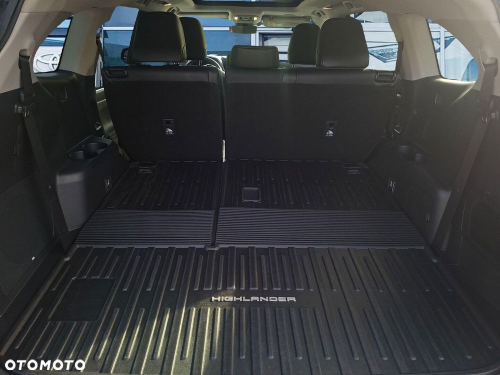 Toyota Highlander 2.5 Hybrid Executive - 11