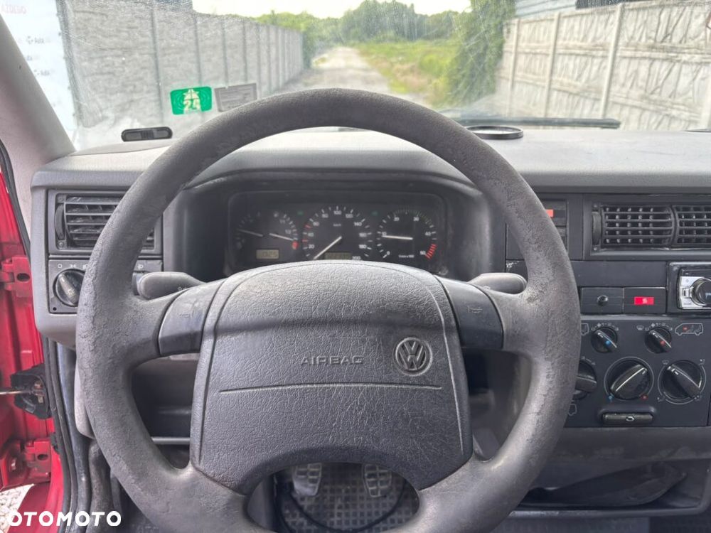 Volkswagen Caravelle C - 5