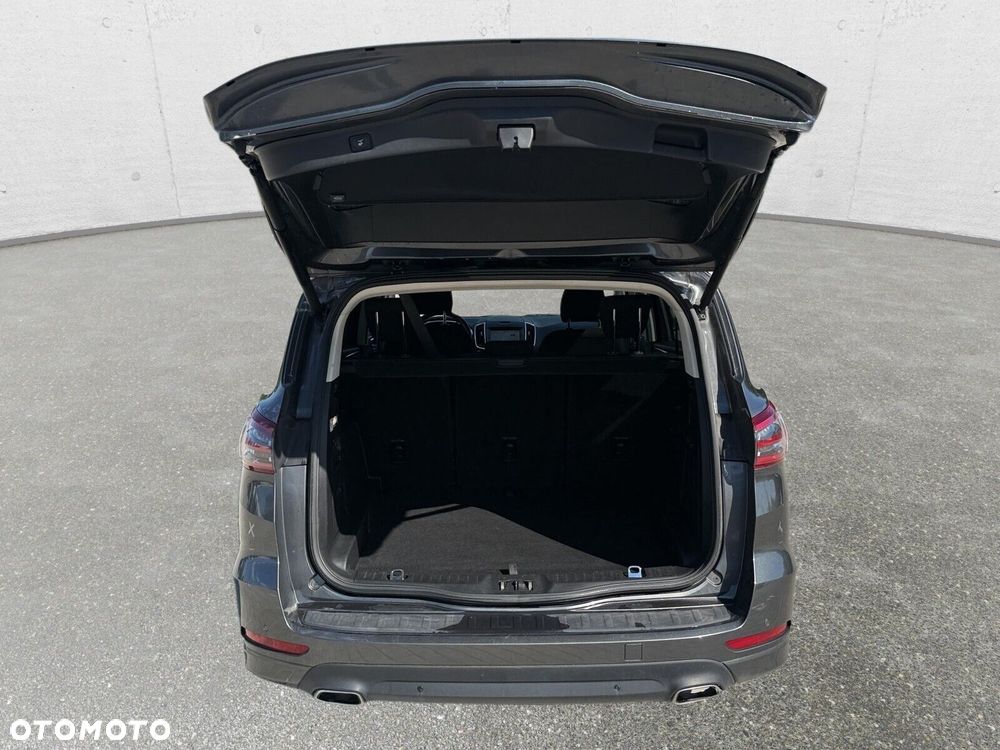 Ford S-Max - 23