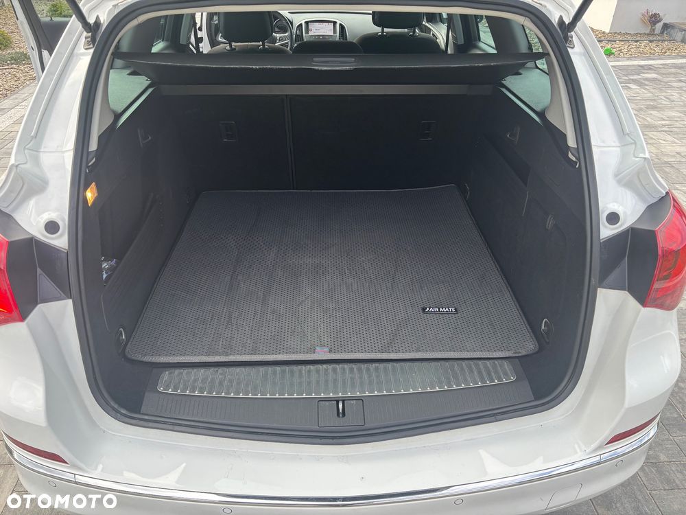 Opel Astra 2.0 CDTI Exklusiv - 14