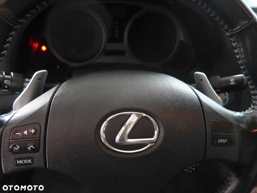 Lexus IS 250 Prestige - 14