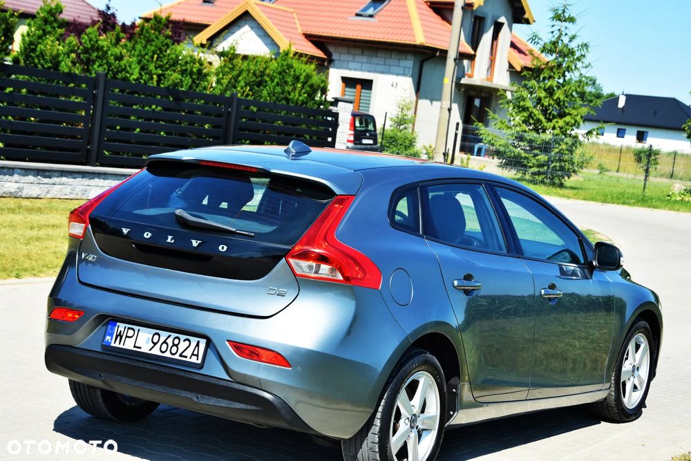 Volvo V40 D2 Momentum - 10