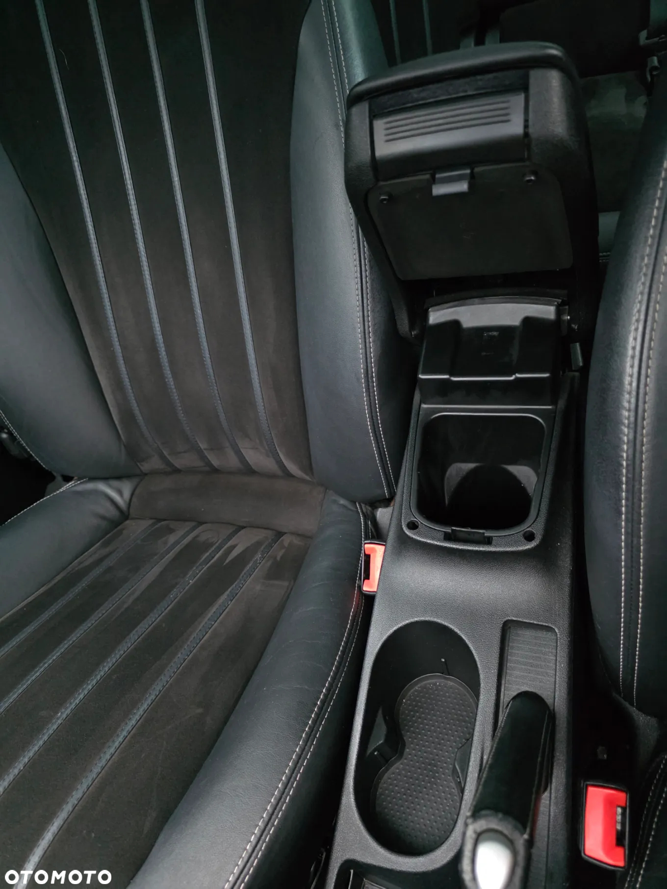 Lancia Delta 1.9 MJ TB Executive - 29