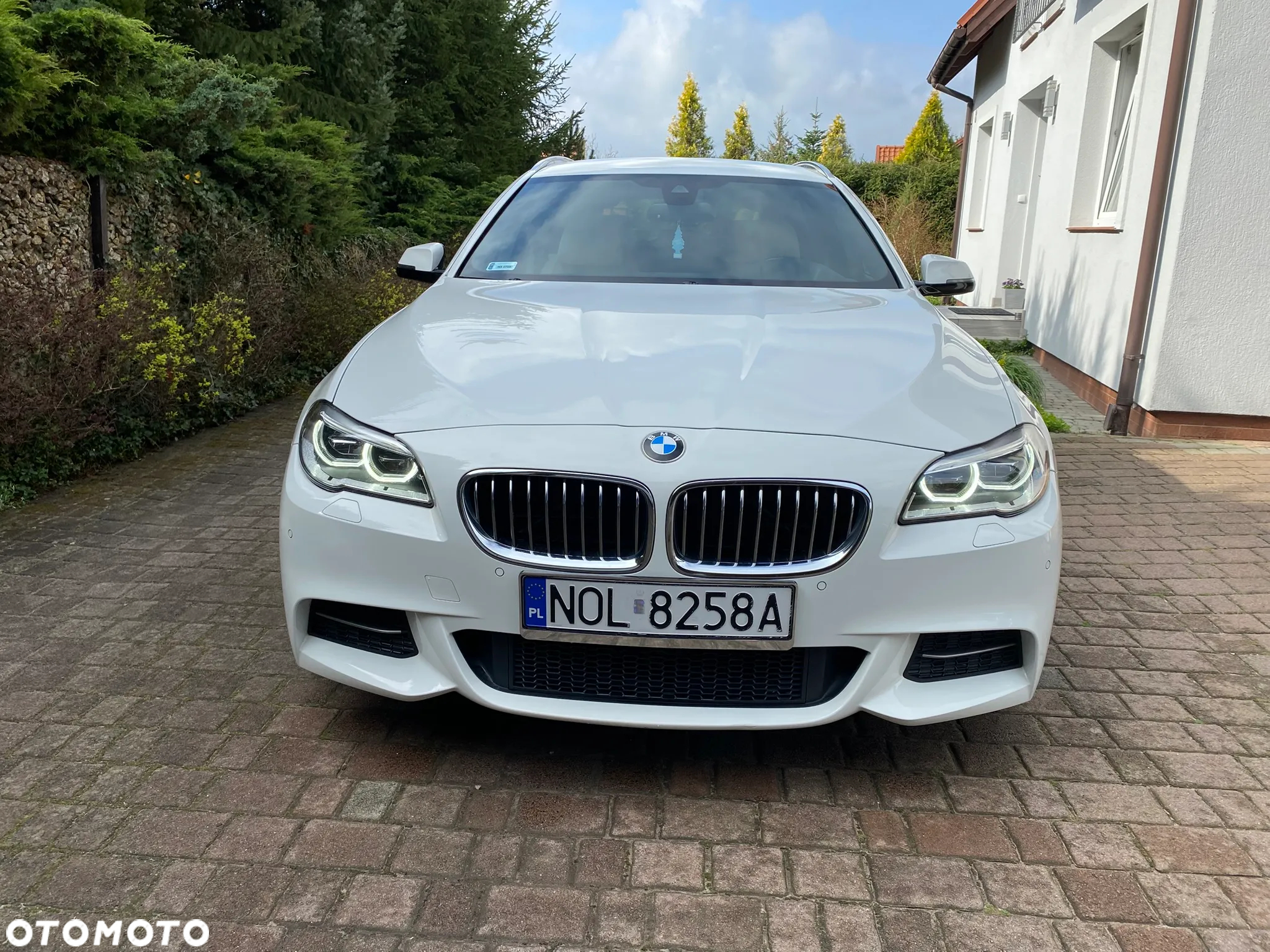 BMW Seria 5 520d xDrive Luxury Line - 32