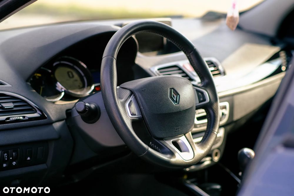 Renault Megane 1.9 dCi Bose Edition - 18