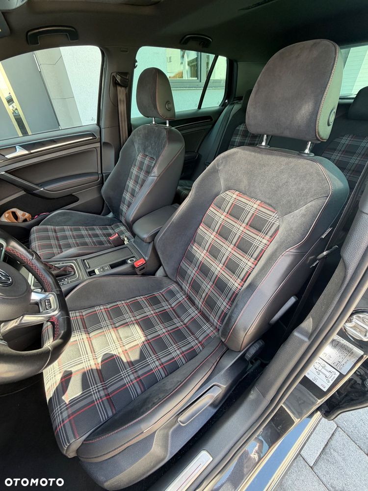 Volkswagen Golf 2.0 TSI BMT GTI Performance DSG - 13
