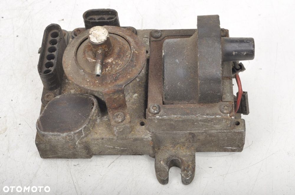 RENAULT 9 CEWKA ZAPŁONOWA S100001-010