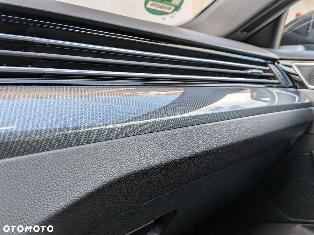 Volkswagen Arteon 2.0 TDI SCR R-Line DSG - 30