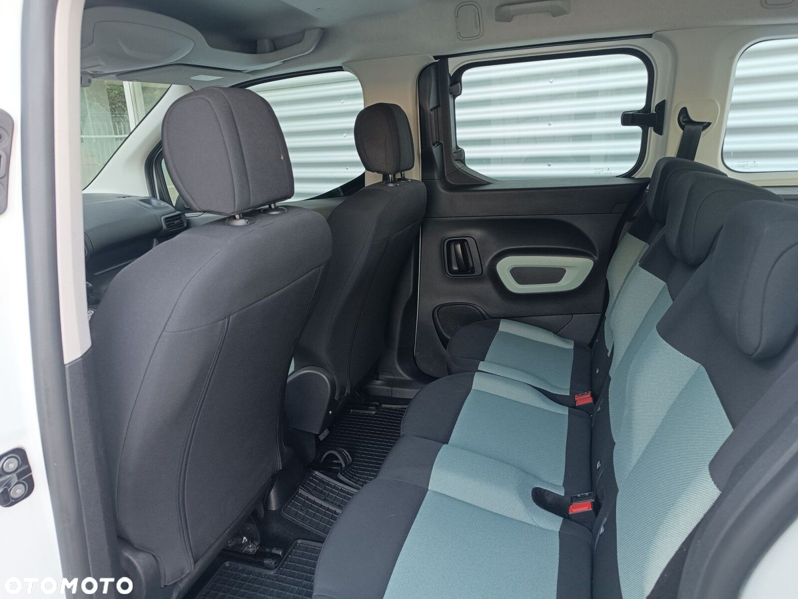 Citroën Berlingo M 1.2 PureTech Live S&S - 27