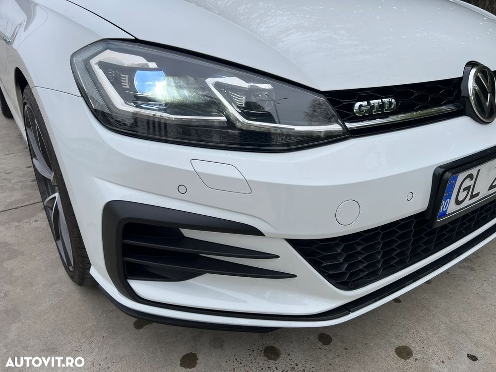 Volkswagen Golf GTD 2.0 TDI SCR DSG - 14
