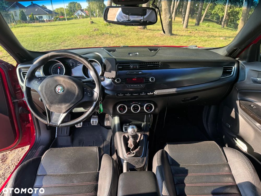 Alfa Romeo Giulietta 1750 TBi Quadrifoglio Verde - 7