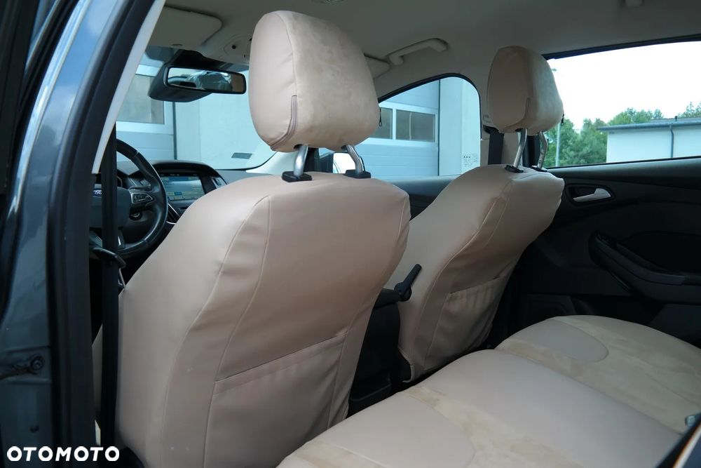 Ford Focus 1.6 FF Titanium - 9